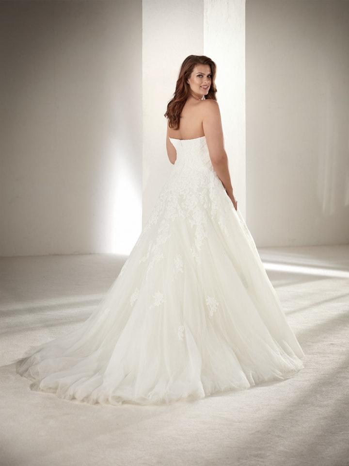 Pronovias