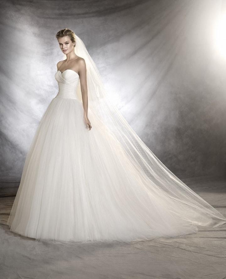 Pronovias