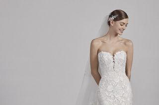 Pronovias