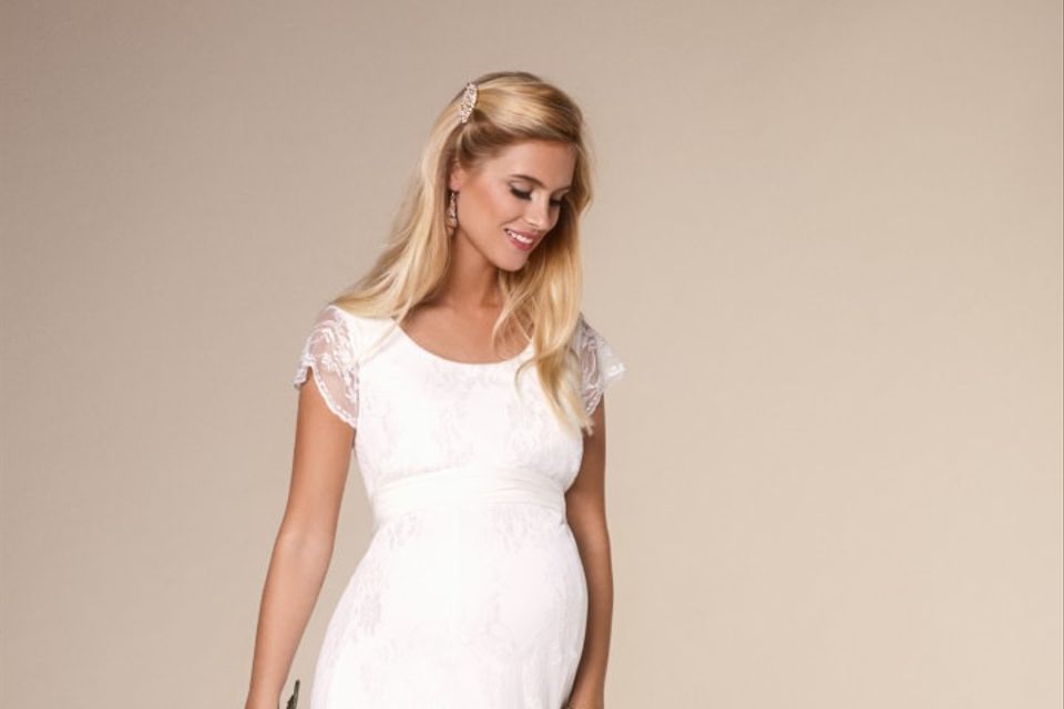 20 vestidos para noivas grávidas que te vão apaixonar!