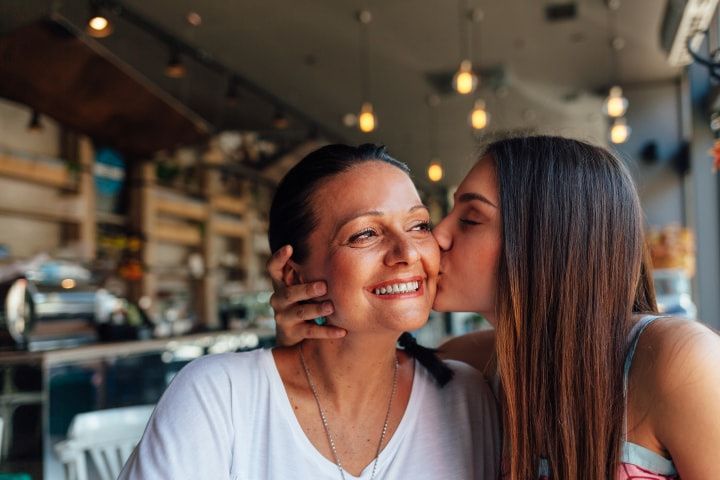 6 Dicas de maquilhagem para a mãe da noiva