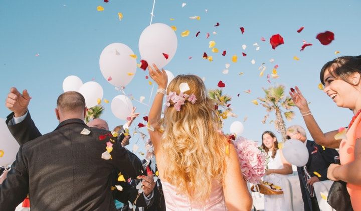 25 Penteados semi presos para deslumbrares no teu casamento