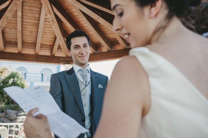 4 razões para escrever os próprios votos matrimoniais