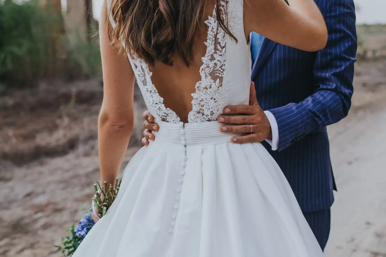 Qual o melhor decote para vestido de noiva de acordo com o seu cada corpo