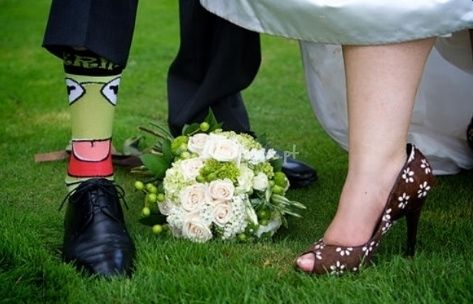 Os pés dos noivos
