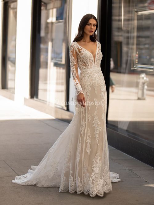 ANDREWS, Pronovias