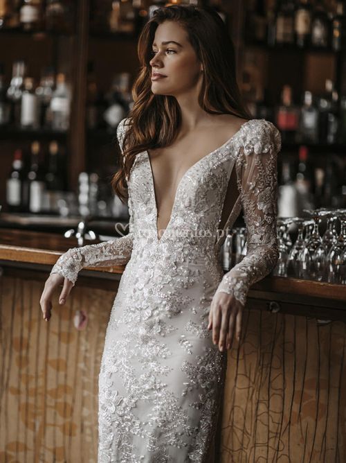 Bay, Galia Lahav