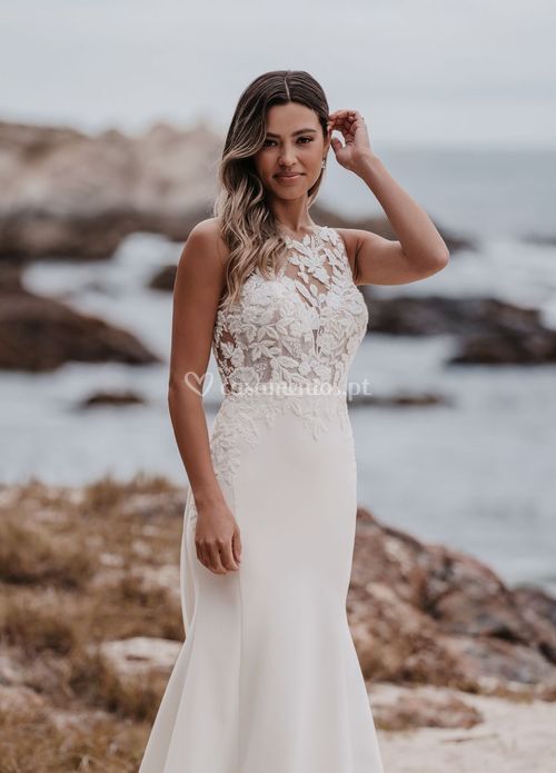 9905, Allure Bridals