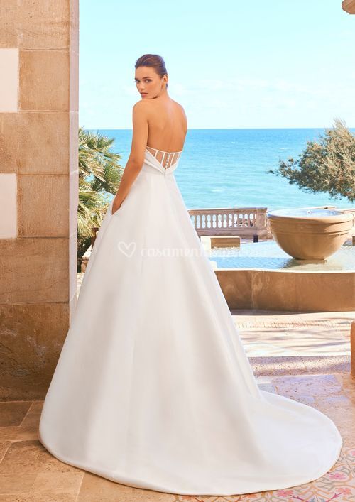 ERIN, Pronovias