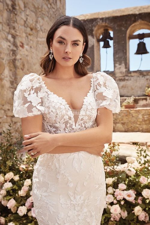 SL04, Casablanca Bridal