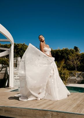 Renee, Galia Lahav