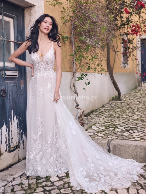 Rayna, Maggie Sottero