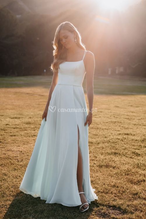 1693, Allure Bridals