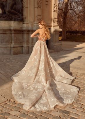 EVELYN, Galia Lahav