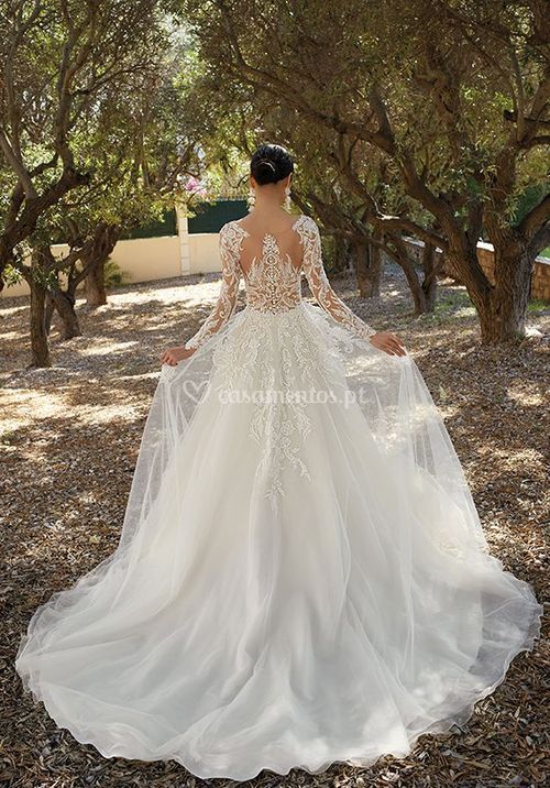 Style 200156, Demetrios