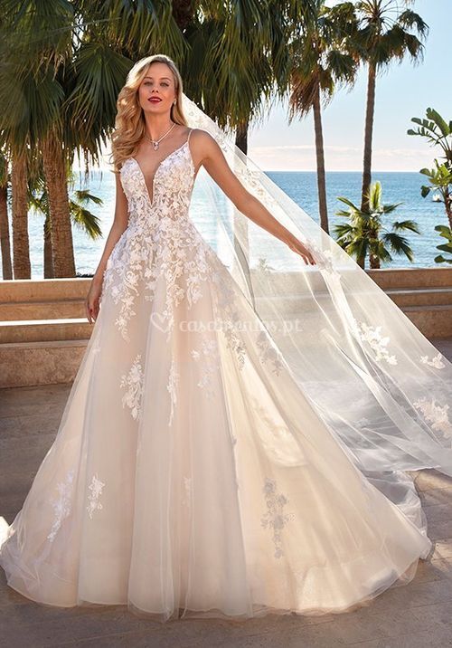 Style 1221, Demetrios