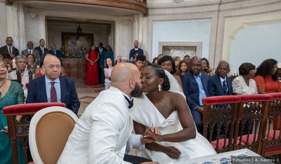 O casamento de Romulo e Ana em Odivelas, Odivelas