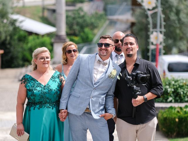 O casamento de Natália Beatriz da Costa Abreu e João Renato em Pousa, Barcelos 44