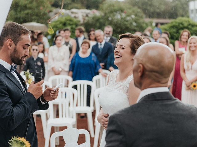 O casamento de Hugo  e Débora em Angra do Heroísmo, Terceira 17