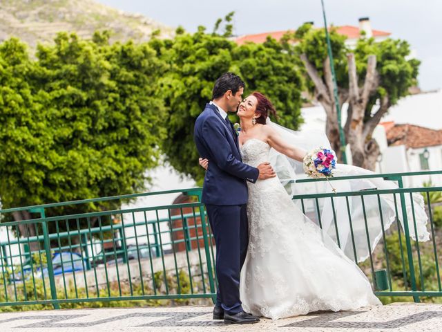 O casamento de Adriano e Délia em Machico, Madeira 52