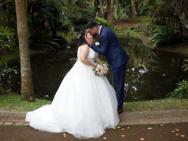 O casamento de Paulo e Regina em Fenais da Ajuda, São Miguel 18