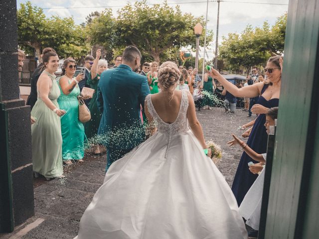 O casamento de Nuno e Joana em Madalena, Pico 18