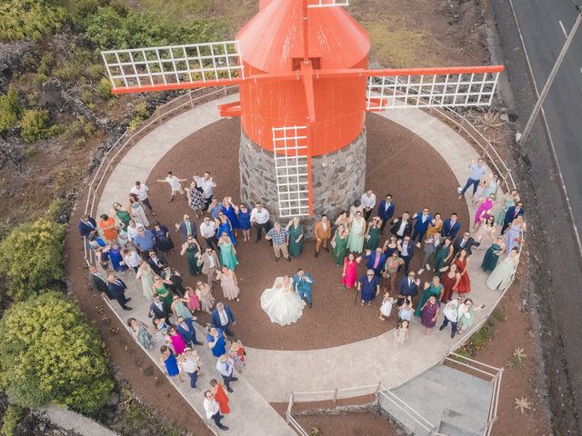 O casamento de Nuno e Joana em Madalena, Pico 32