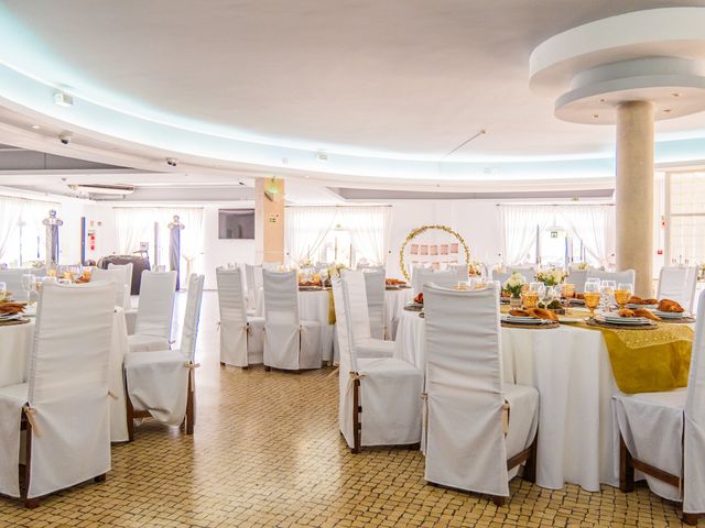 O casamento de Marco e Tatiana em Fernão Ferro, Seixal 53