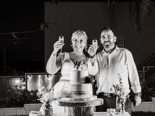 O casamento de Marco e Tatiana em Fernão Ferro, Seixal 75