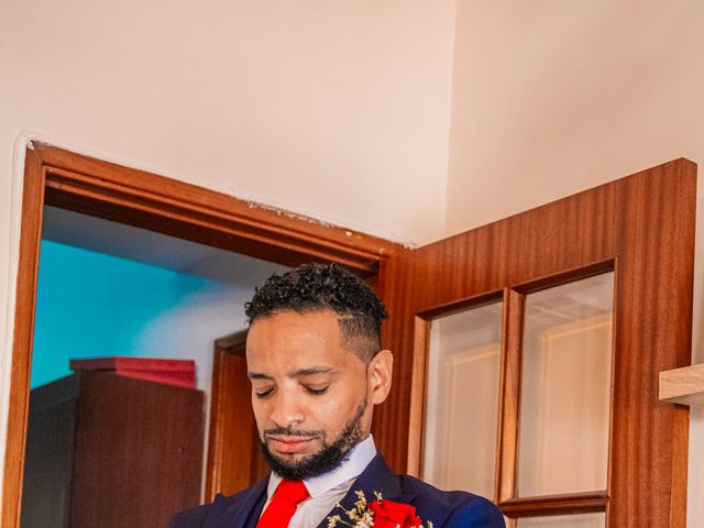 O casamento de Luis e Mierla (Ju) em Fernão Ferro, Seixal 8