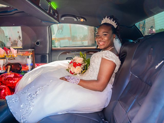 O casamento de Luis e Mierla (Ju) em Fernão Ferro, Seixal 22