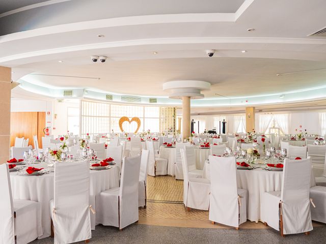 O casamento de Luis e Mierla (Ju) em Fernão Ferro, Seixal 73
