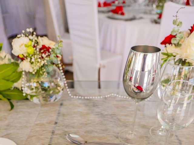 O casamento de Luis e Mierla (Ju) em Fernão Ferro, Seixal 74