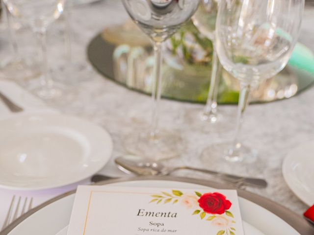O casamento de Luis e Mierla (Ju) em Fernão Ferro, Seixal 77
