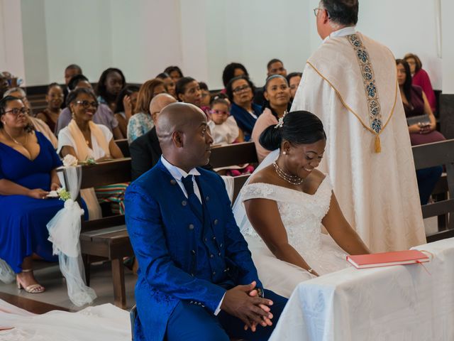 O casamento de Gabriel e Gina em Fernão Ferro, Seixal 29