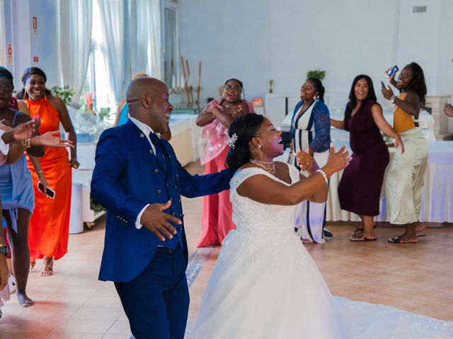 O casamento de Gabriel e Gina em Fernão Ferro, Seixal 73