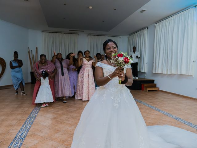O casamento de Gabriel e Gina em Fernão Ferro, Seixal 76