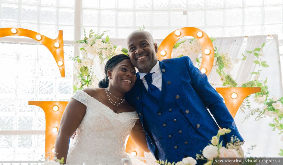 O casamento de Gabriel e Gina em Fernão Ferro, Seixal