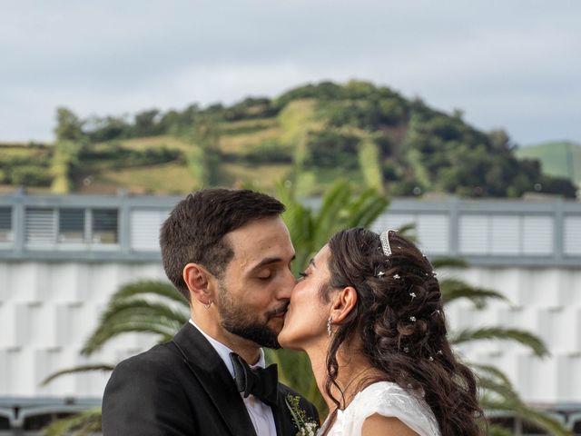 O casamento de Shanne e Ana Beatriz em Arrifes, São Miguel 36