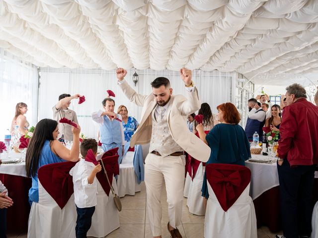O casamento de Tiago e Daniela em Charneca de Caparica, Almada 57