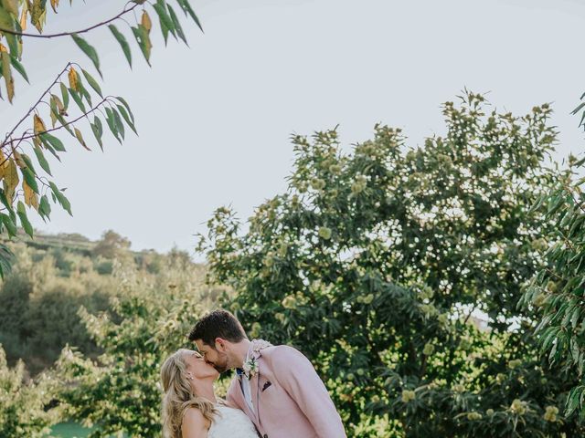 O casamento de Ciarán e Niahm em Anreade, Resende 8