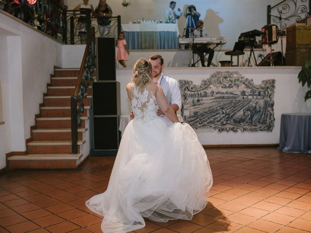 O casamento de Tiago e Rebeca em Santo António da Charneca, Barreiro 39