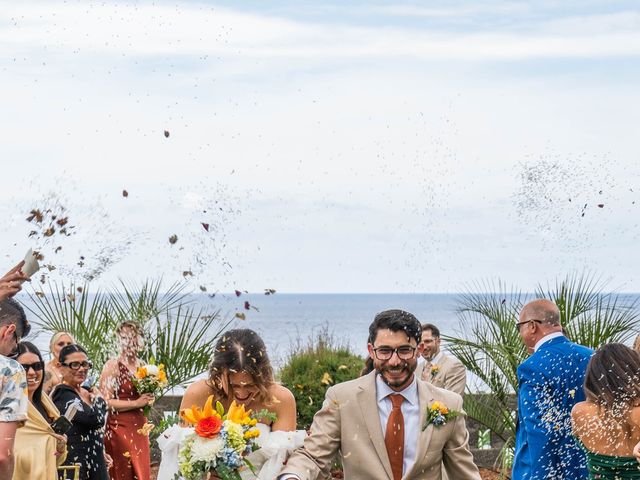 O casamento de Matt e Natasha em Mosteiros, São Miguel 1