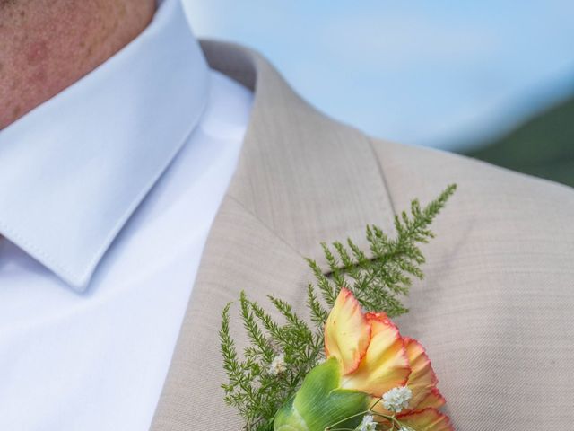 O casamento de Matt e Natasha em Mosteiros, São Miguel 44