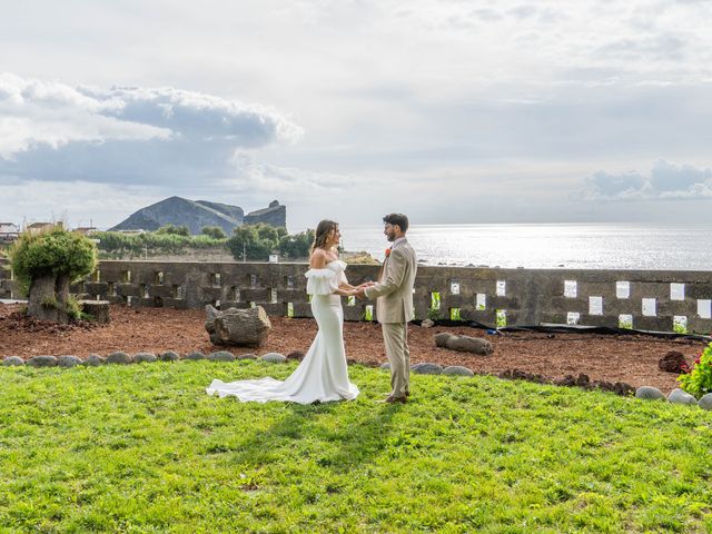 O casamento de Matt e Natasha em Mosteiros, São Miguel 2