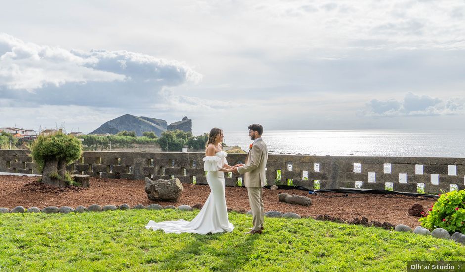 O casamento de Matt e Natasha em Mosteiros, São Miguel