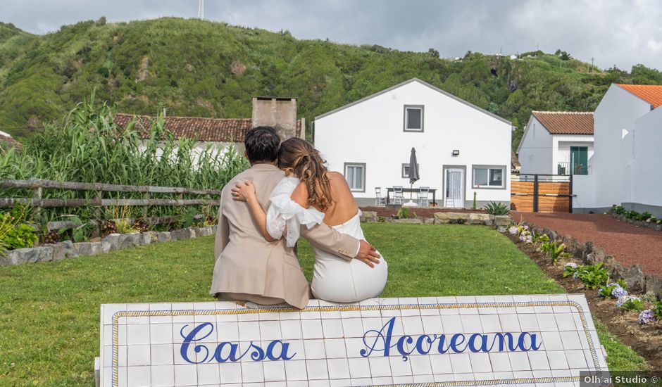 O casamento de Matt e Natasha em Mosteiros, São Miguel