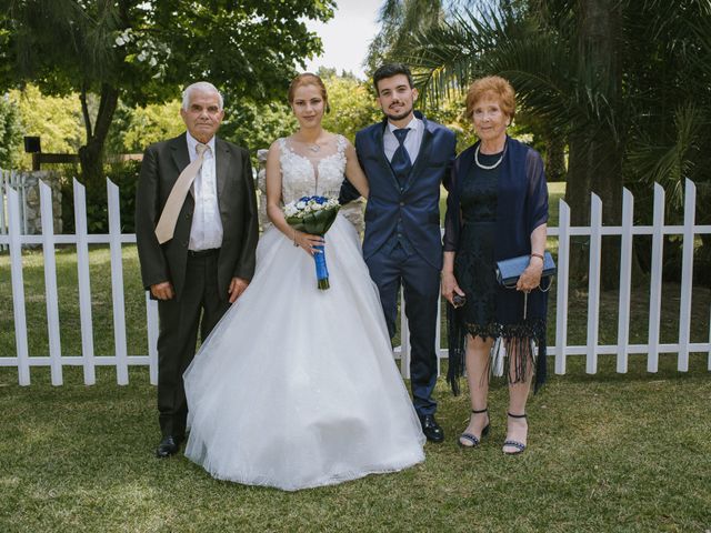 O casamento de Gabriel e Helena em Santo António da Charneca, Barreiro 3