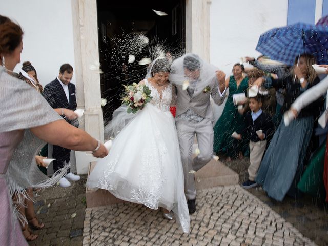 O casamento de Bernardo e Madalena em Carmões, Torres Vedras 11