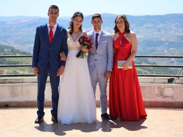 O casamento de Diogo e Liliana em Sanfins do Douro, Alijó 6